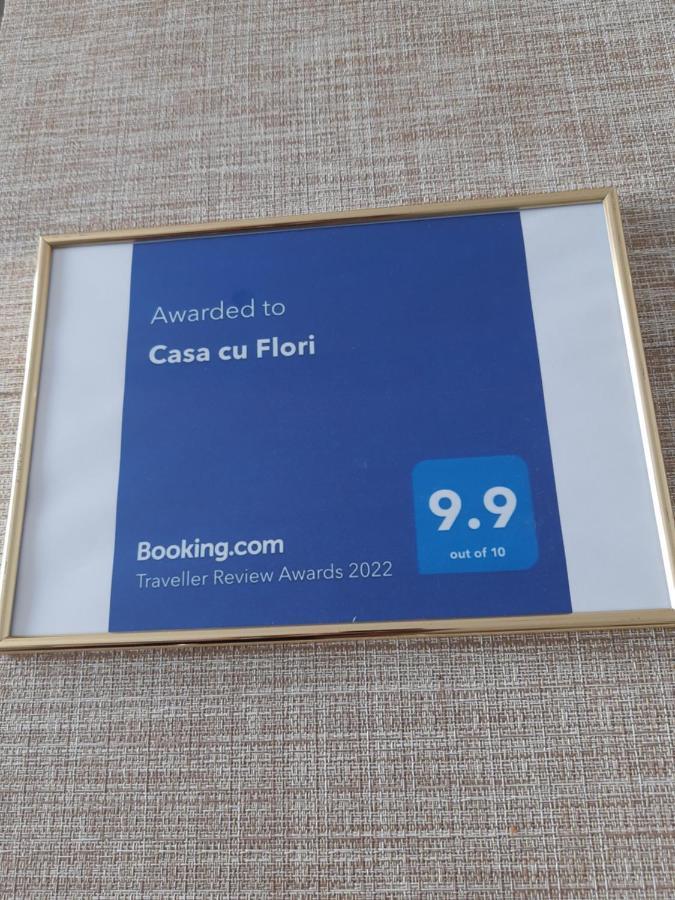Casa Cu Flori Hotel Busteni Exterior photo
